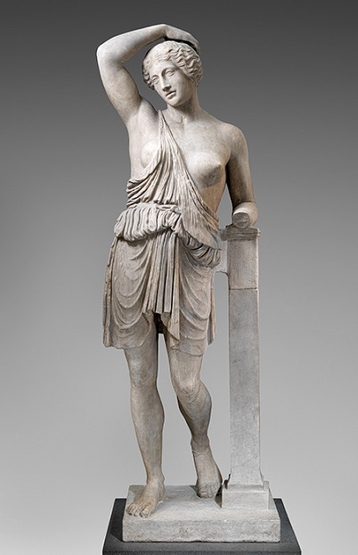 Wounded Amazon Warrior ca 450-425 BCE  roman copy of Greek bronze  ca 1st-2nd cent AD  MetNYC 32.11.4  Pentelic Marble